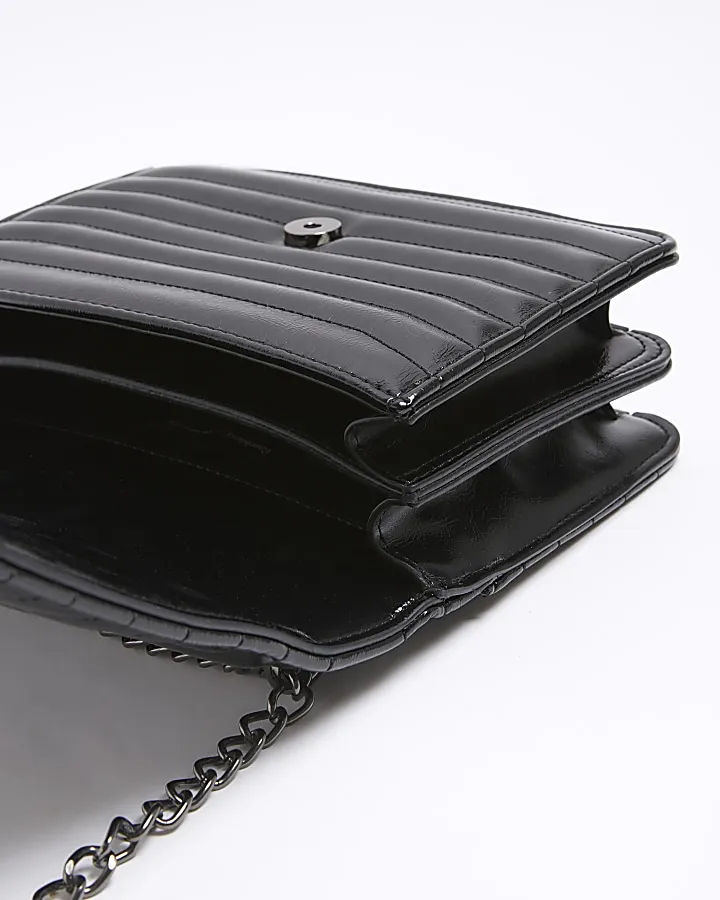 Black Quilted RI Chain Strap Shoulder Bag