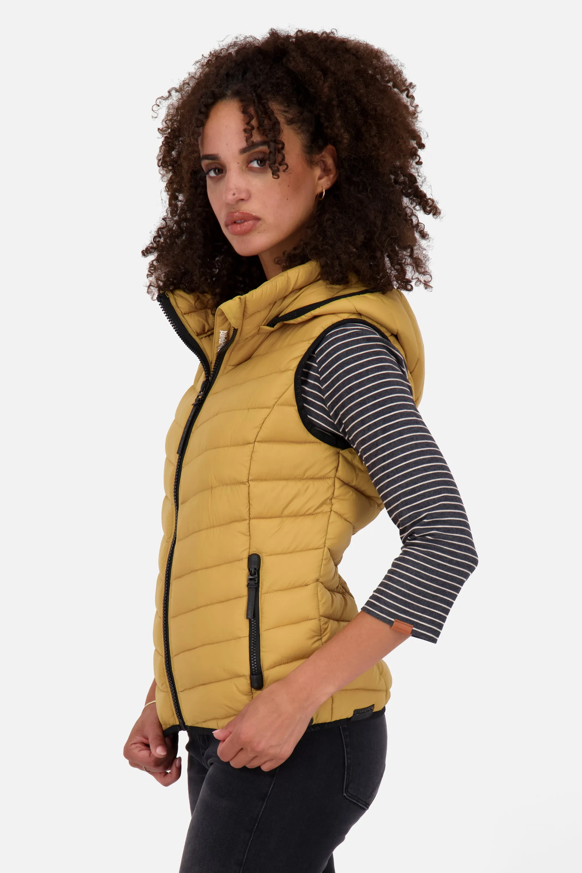 LenkaAK A Short Vest Braun