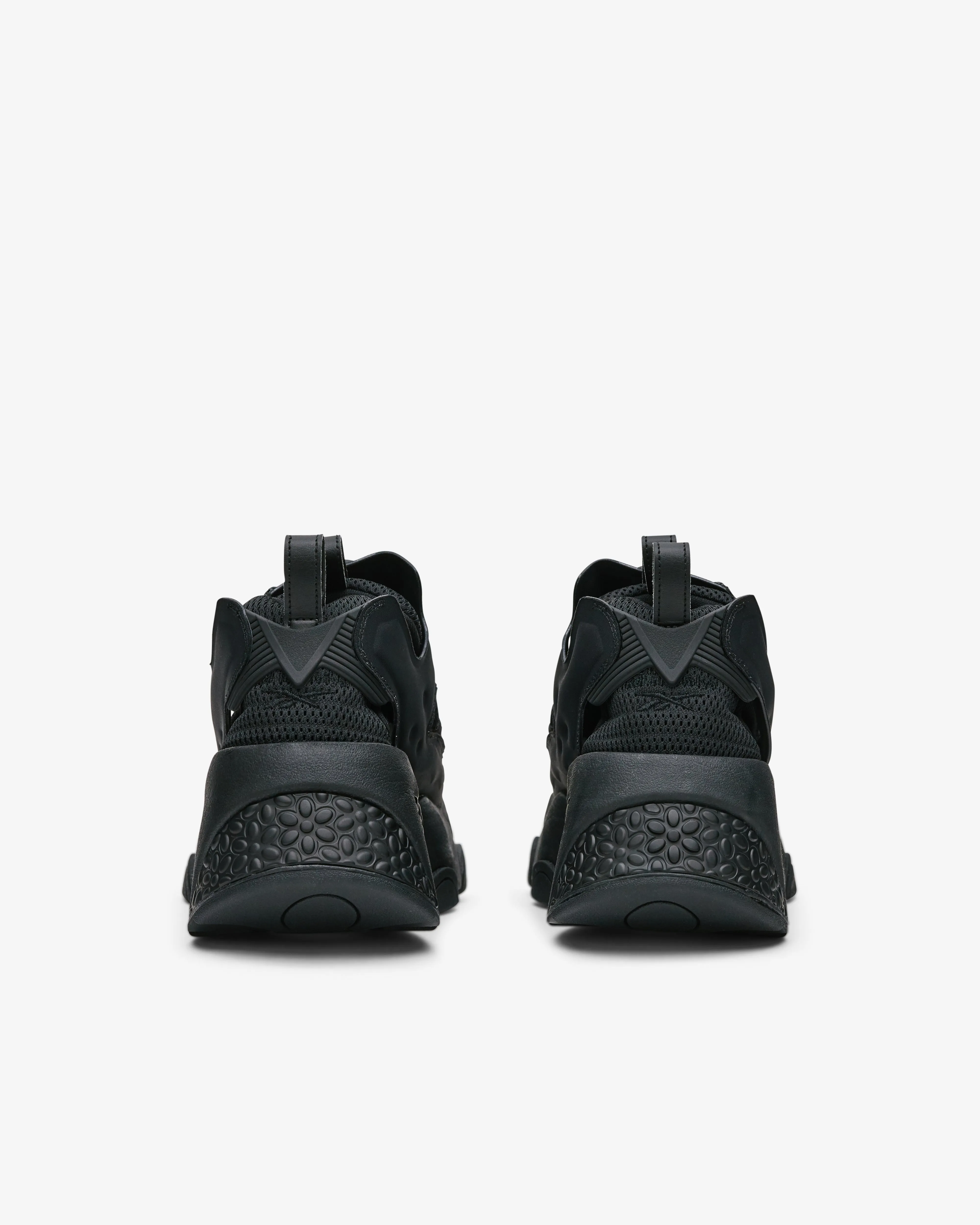 Noir Kei Ninomiya - Reebok Unisex Smooth Pumpumpump - (Black)