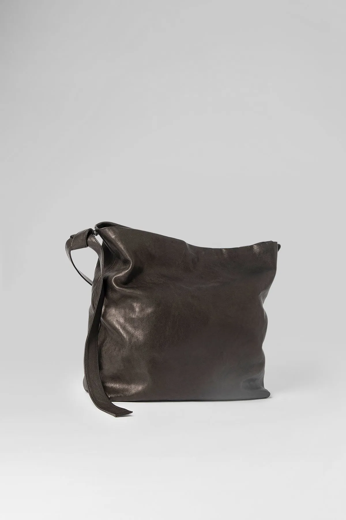 Runa Medium Shoulder Bag